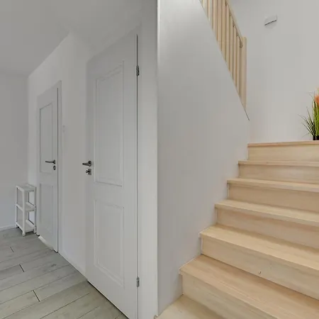 Szarlota - Dom Na Kaszubach By Downtown